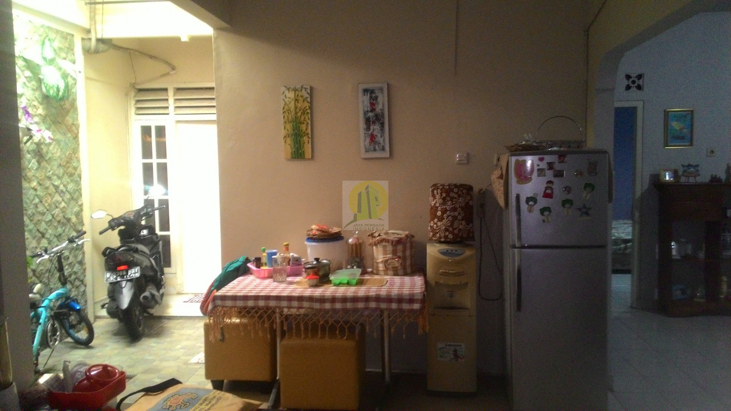 Ruang Makan Rumah siap Huni di Tangsel.jpg