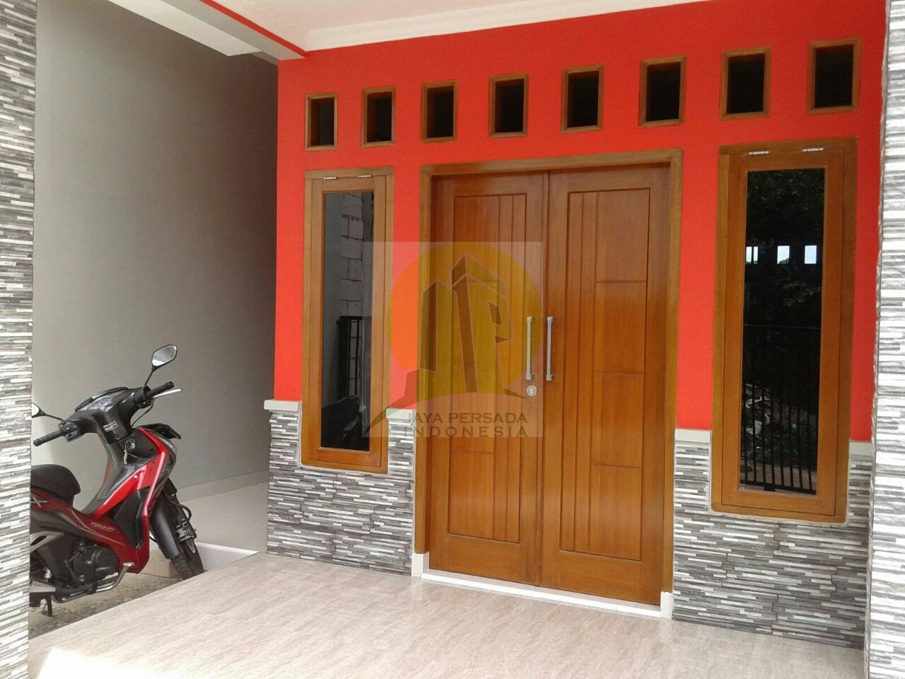 Pintu depan rumah dijual daerah Cilodong Depok.jpg
