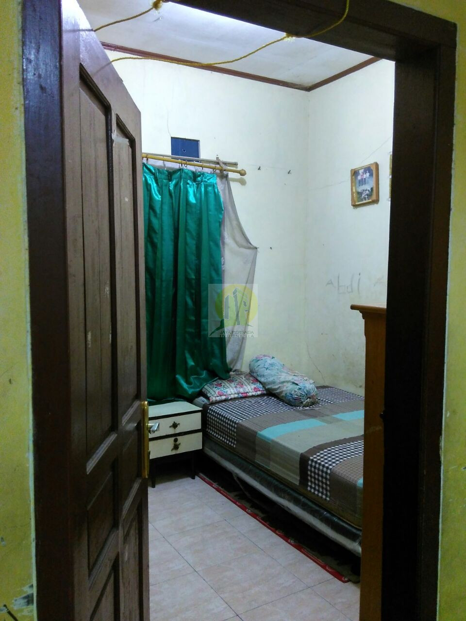 Kamar Tidur Hunian siap tinggal rumah dijual di Pondok aren tangsel.jpg