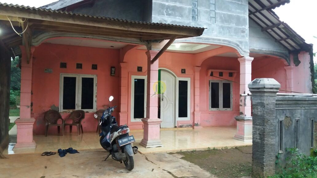 Rumah Second asri dan luas siap huni di Cileungsi Bogor