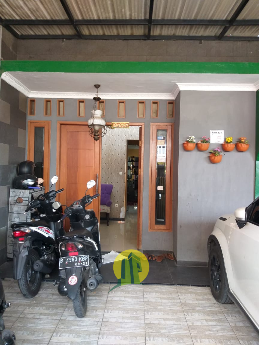 Rumah Second Kece Siap Huni di Aren Jaya Bekasi