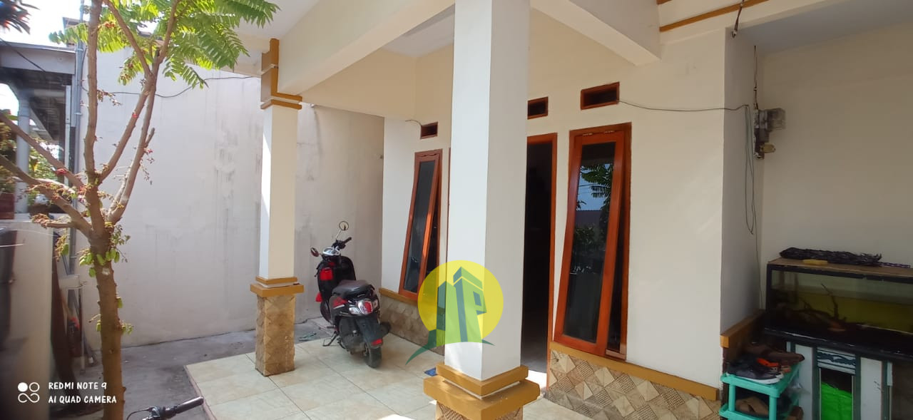 Rumah Second Mewah dan Elegan di komplek Perumahan Serang Banten