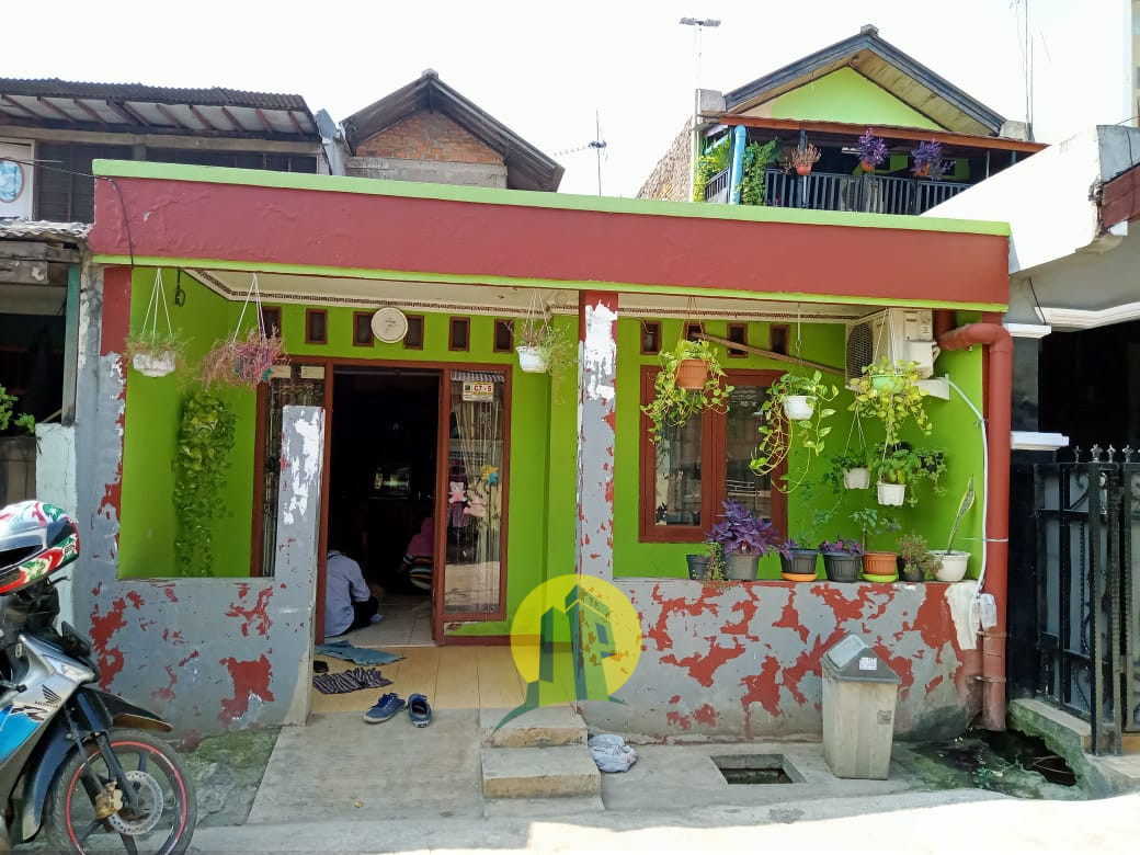 Rumah second 2 lantai di Cibitung