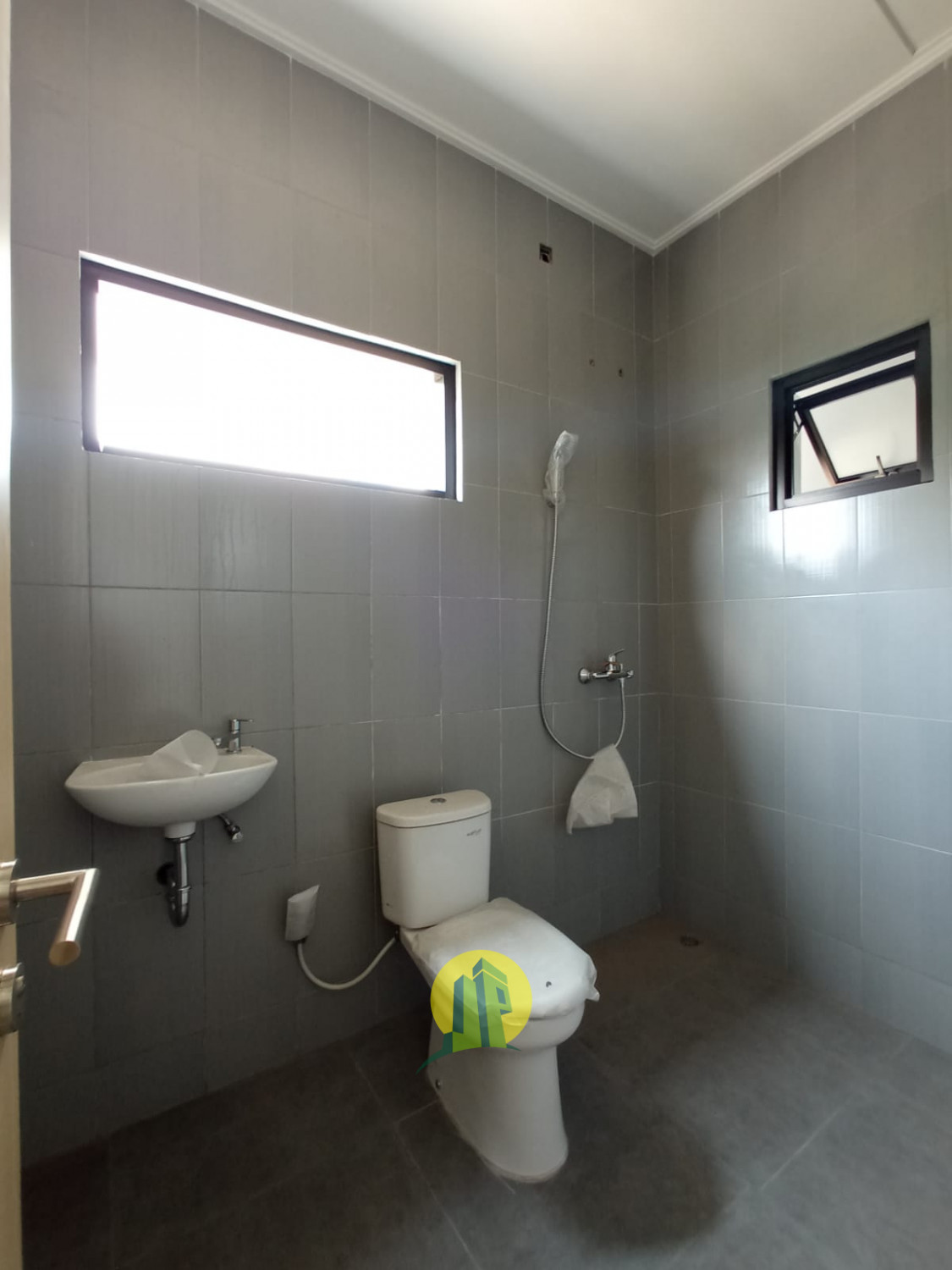 Eshal Serpong residence