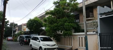 rumah 2 lantai dijual hitung tanah saja