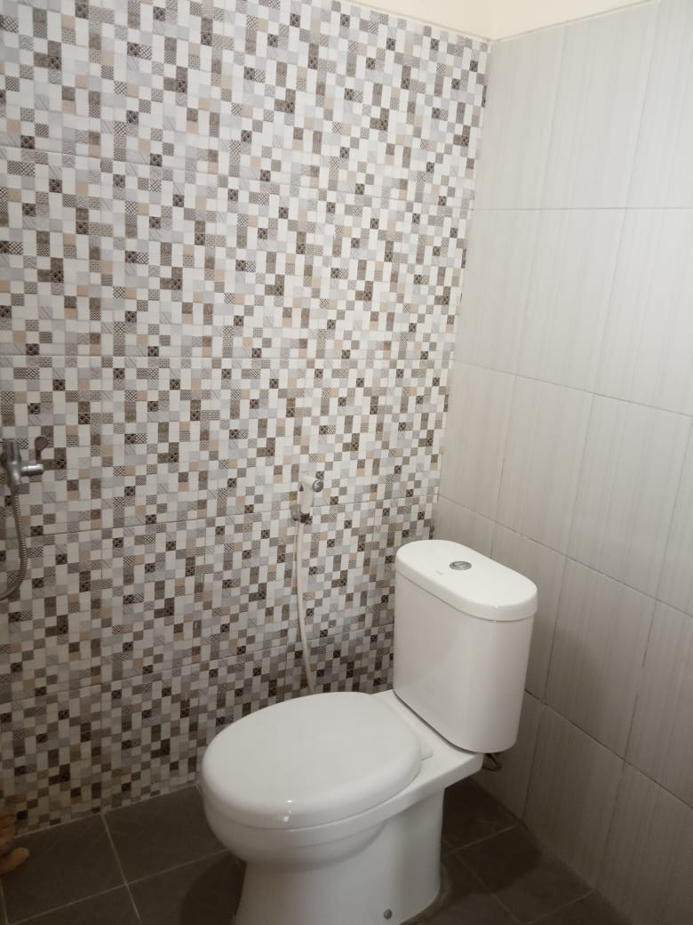 rmh second jln lurah namat bag toilet.jpeg