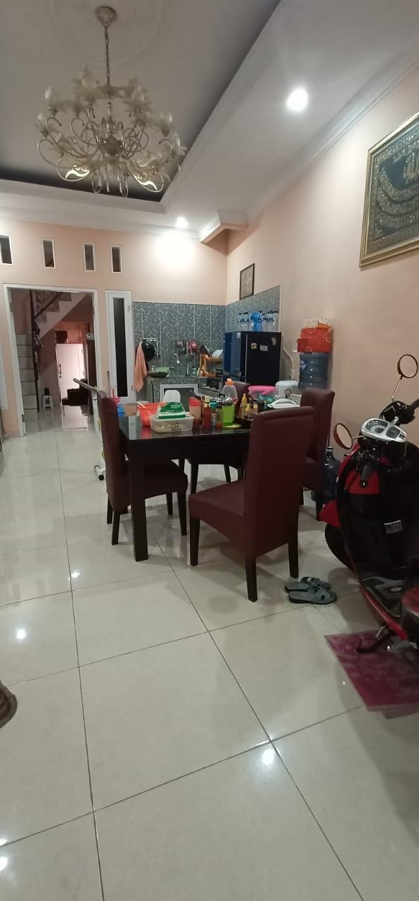 ruang makan rmh di cip muara.jpeg