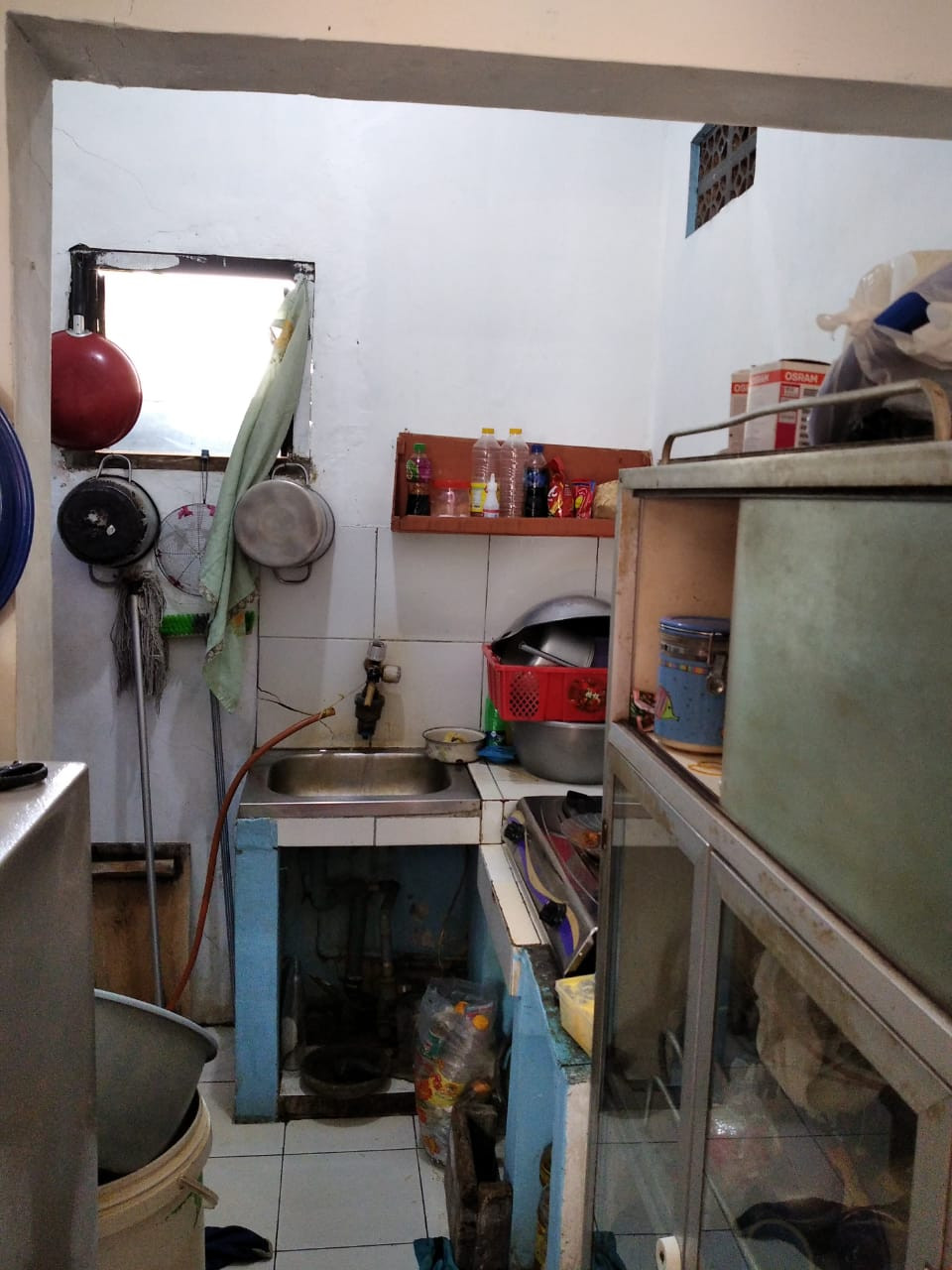 dapur rmh 2lt di jatinegara jaktim.jpeg