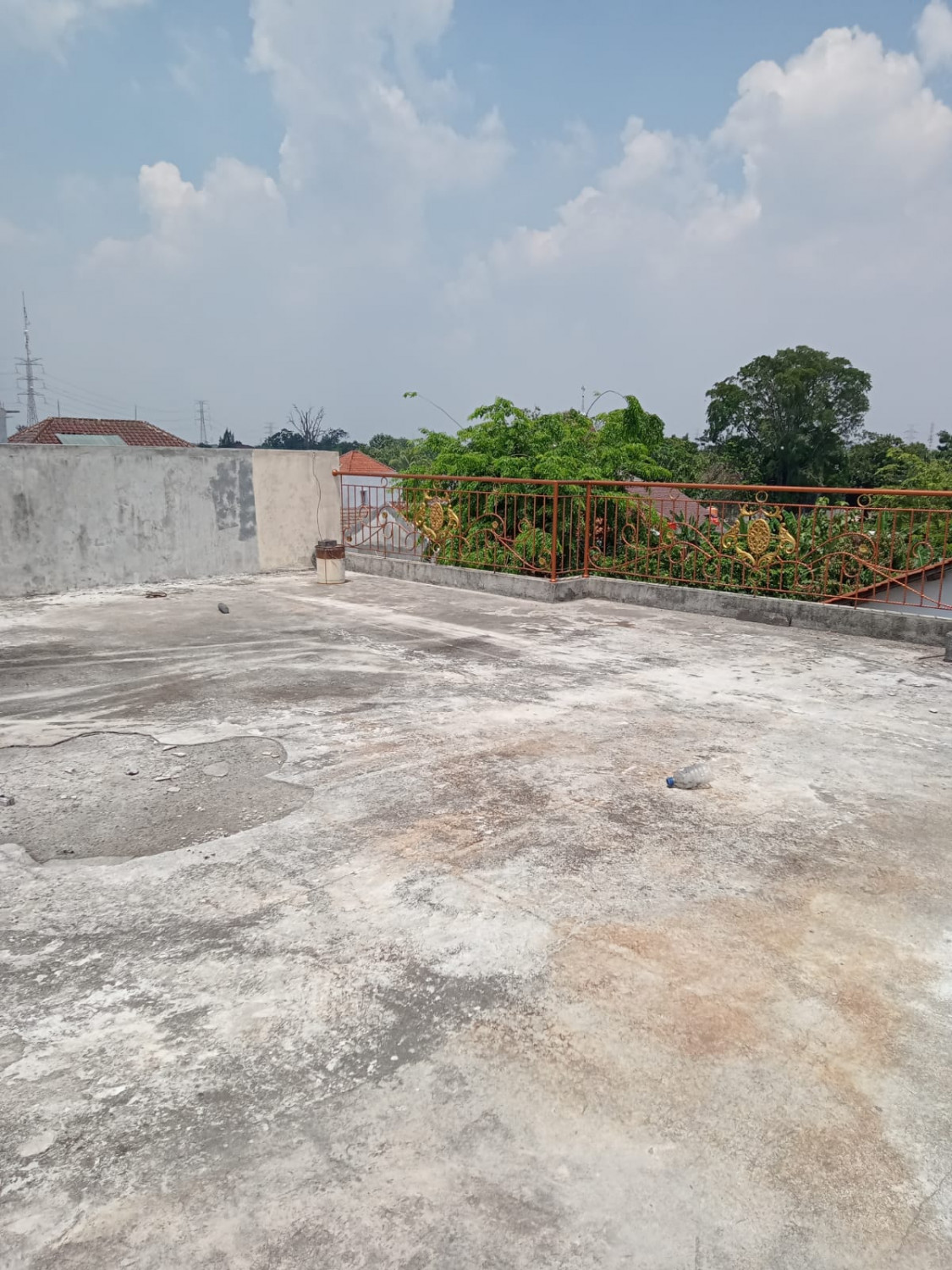 halaman lt2 rmh baru mewah di mustika jaya.jpeg
