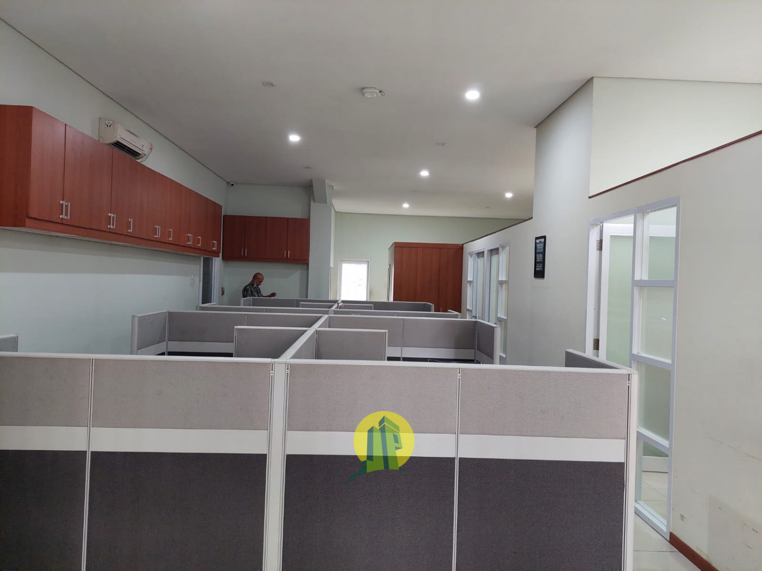 dijual cepat Gedung kantor siap pakai TB Simatupang Jakarta Selatan