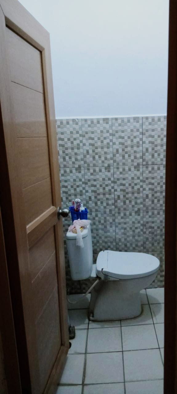 toilet rmh 2lt di jaktim.jpeg