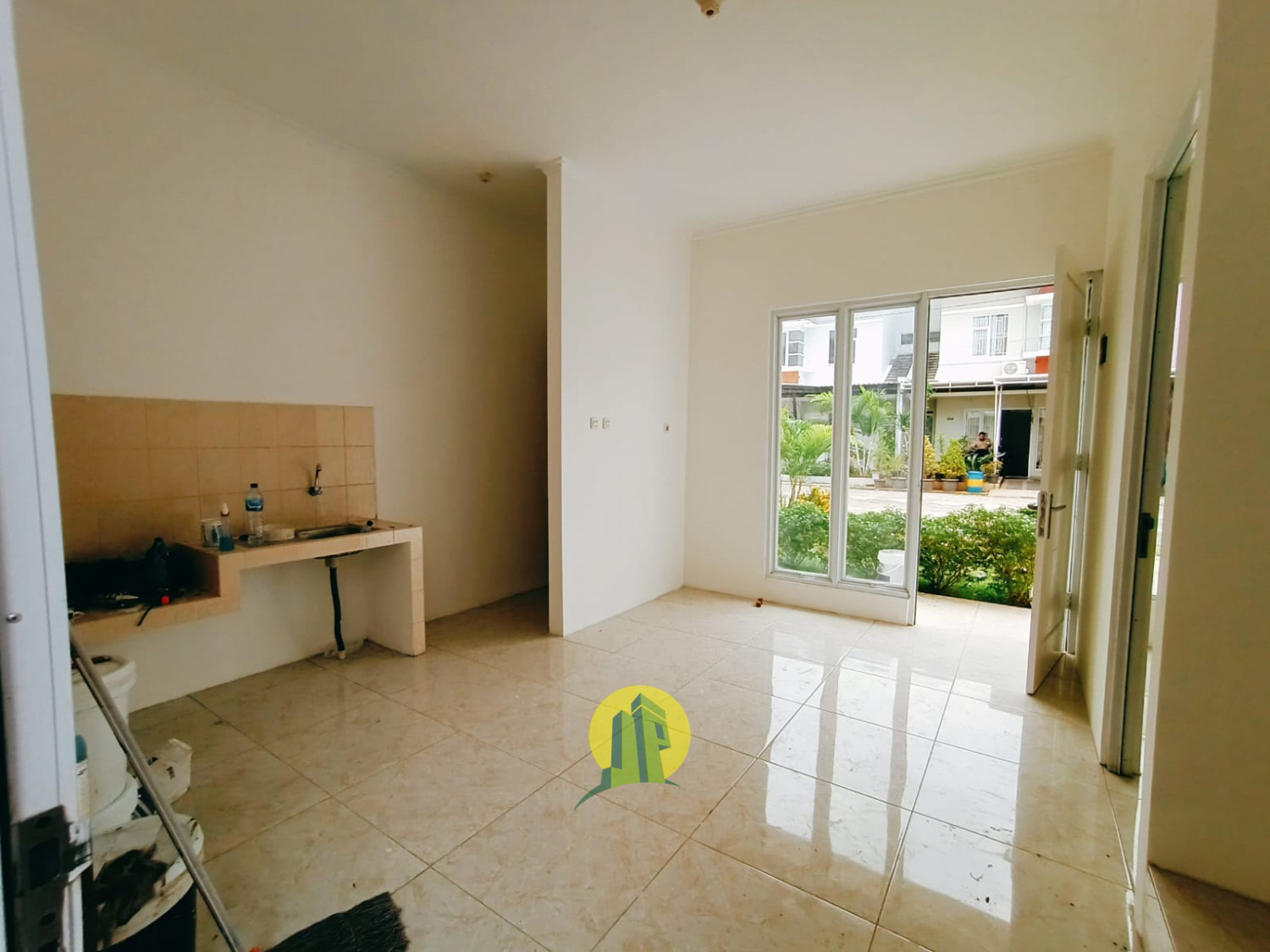  RUMAH DEKAT GRAHA REGENCY BINTARO  (10).jpeg