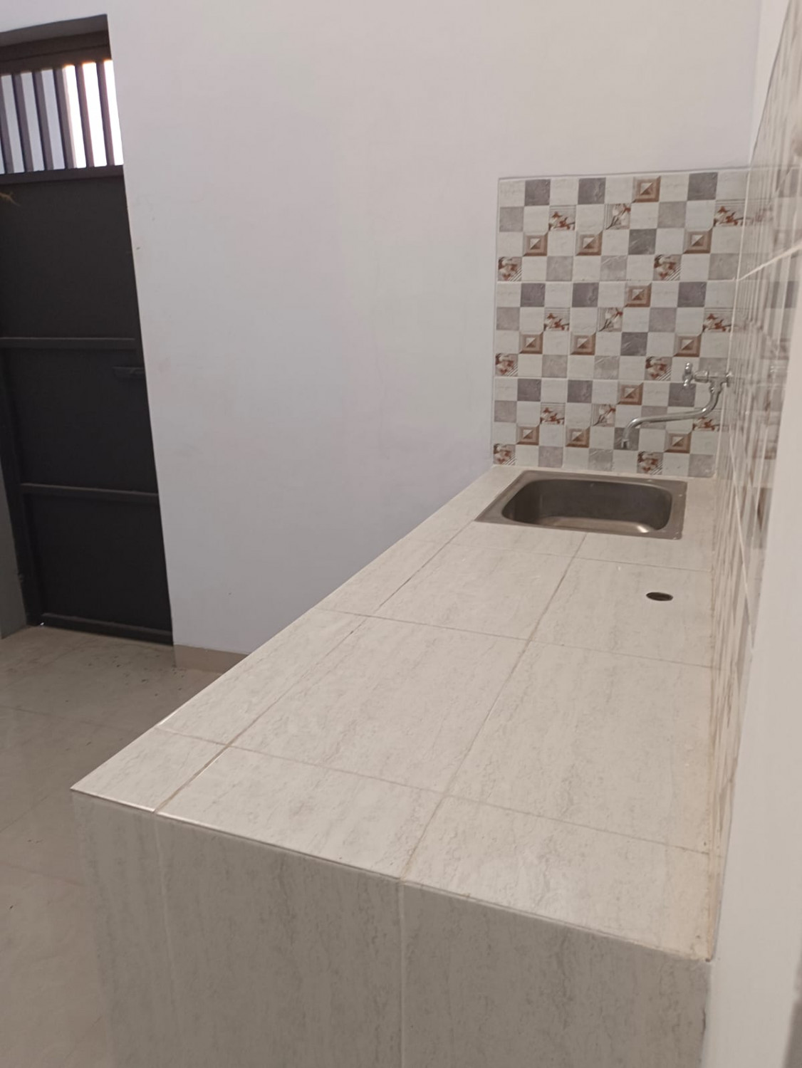 dapur cluster lengkap kolam renang di bekasi timur.jpeg