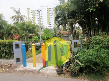 Fasilitas taman dekat rumah dijual di Pulogebang Jakarta Timur
