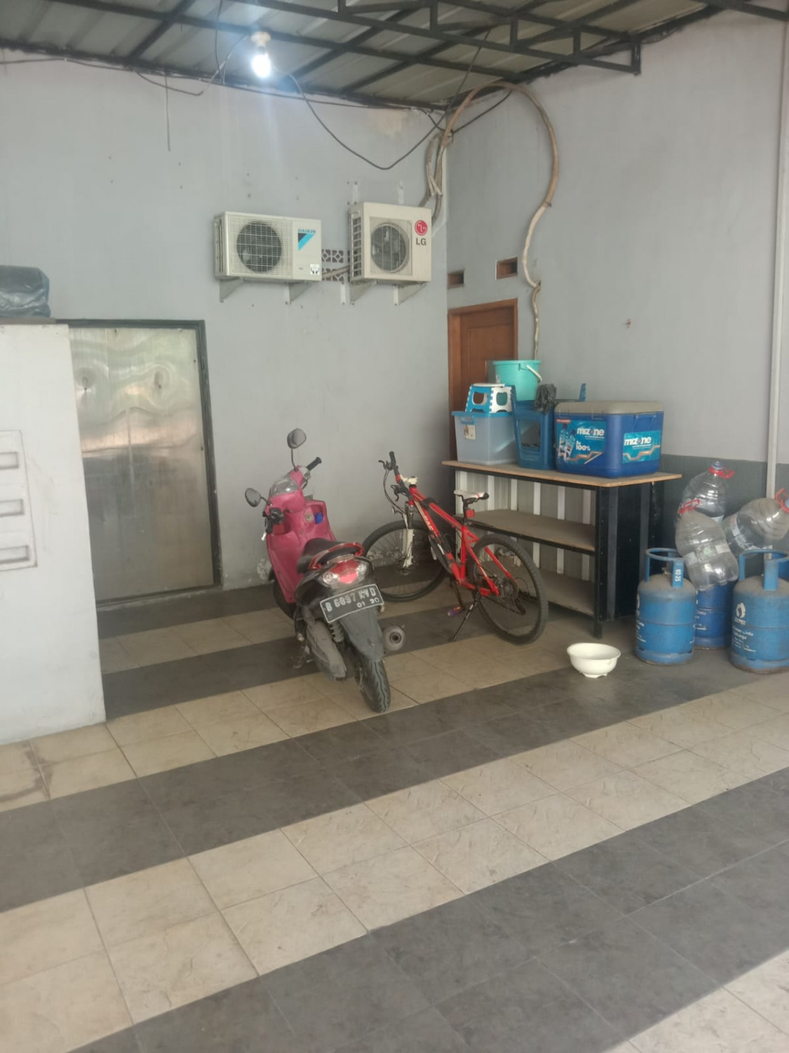 carport dijual rumah hook BU di aren jaya bekasi timur.jpeg