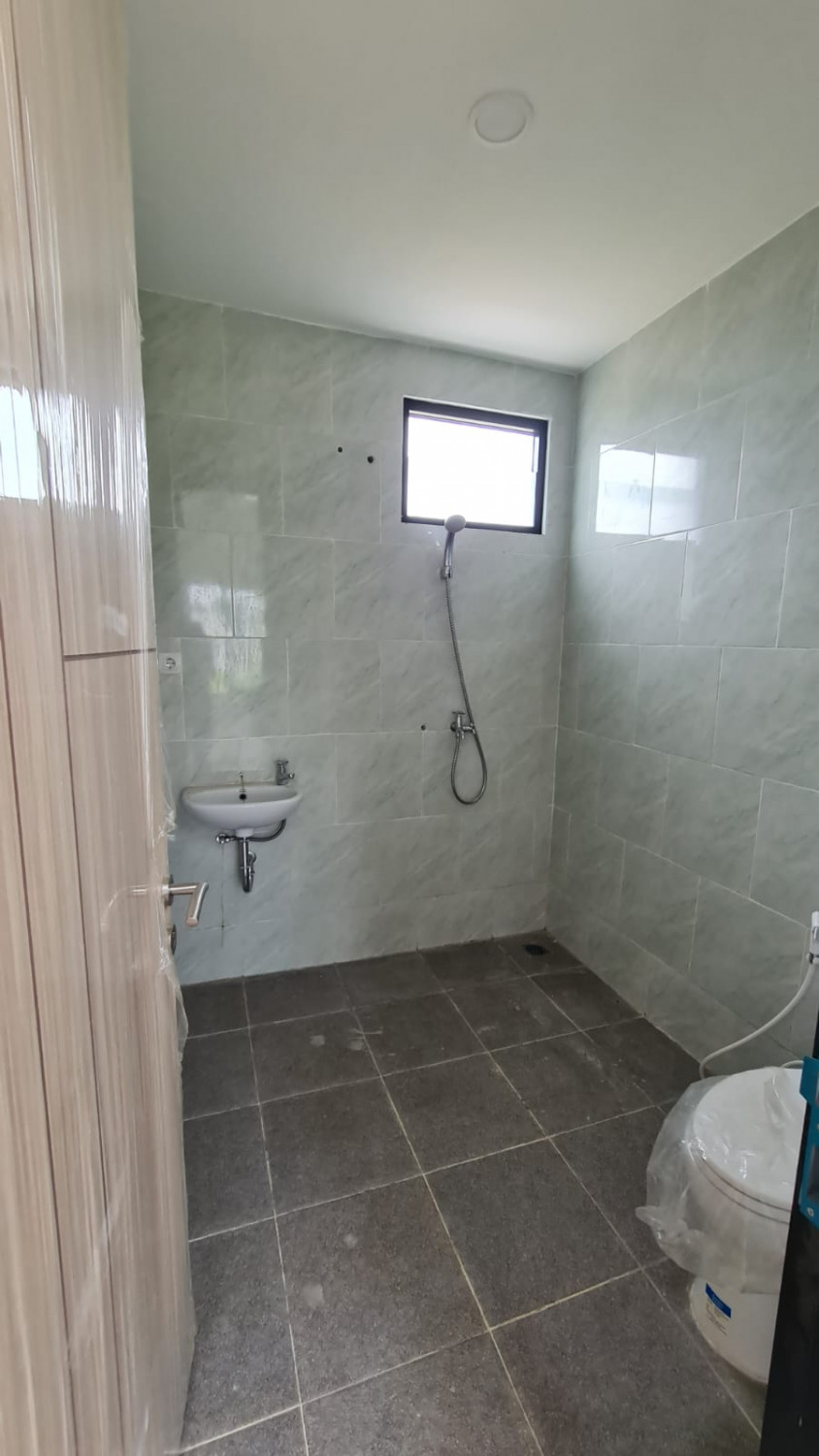 toilet cattelya 2lt bintara jaya.jpeg